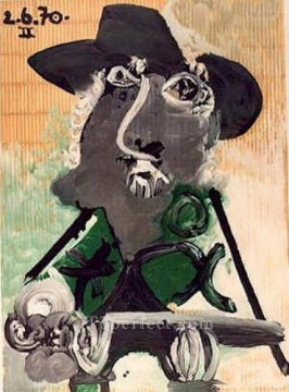 Portrait d homme au chapeau gris 1970 Cubist Oil Paintings